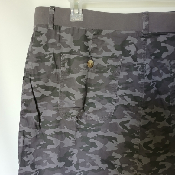 Lee Reguler Fit Camo Skort Mid Rise Size 20m Gray & Green - Picture 5 of 9